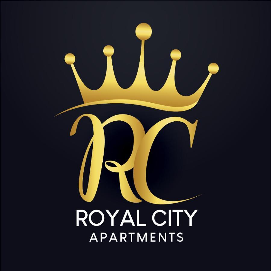 Royal City Apartments Яйце Екстериор снимка