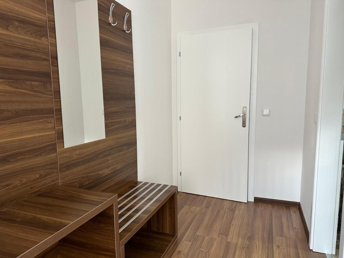 Royal City Apartments Яйце Екстериор снимка