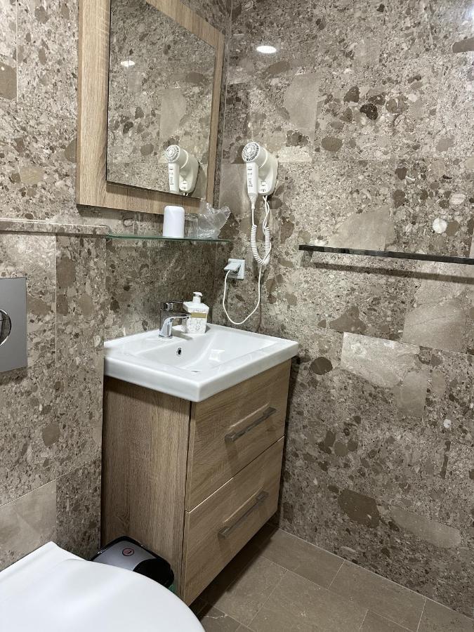 Royal City Apartments Яйце Екстериор снимка