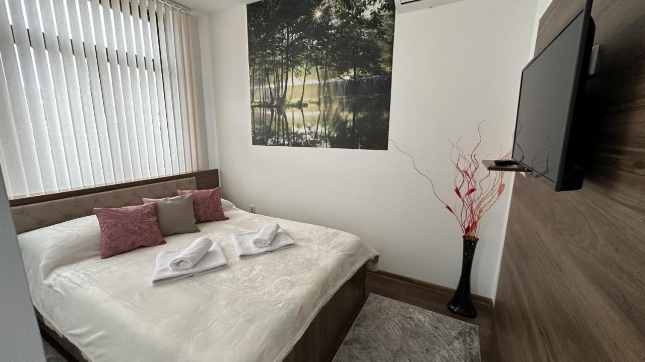 Royal City Apartments Яйце Екстериор снимка
